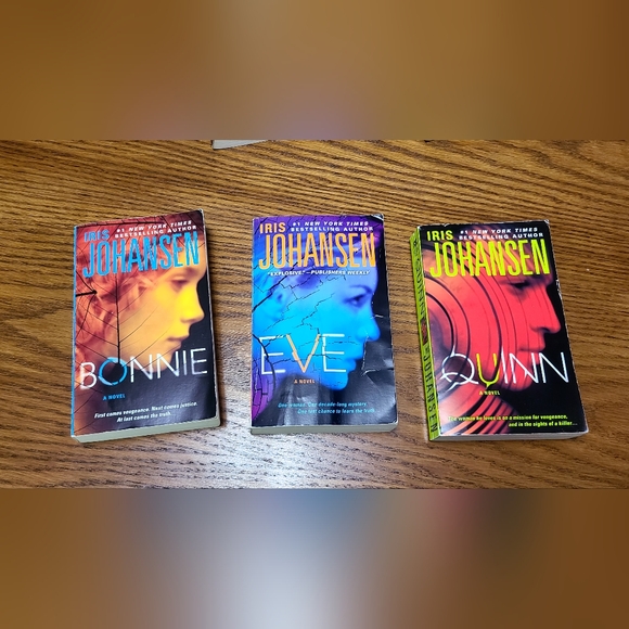 Iris Johansen Book Series, Trilogy (Eve, Quinn & Bonnie) - Picture 2 of 5